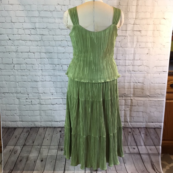 Stanley Scott 2-piece Green Skirt & Sleeveless Top Set Medium - Picture 3 of 5